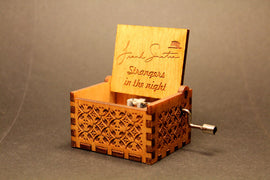 Frank Sinatra - Strangers In The Night Music Box